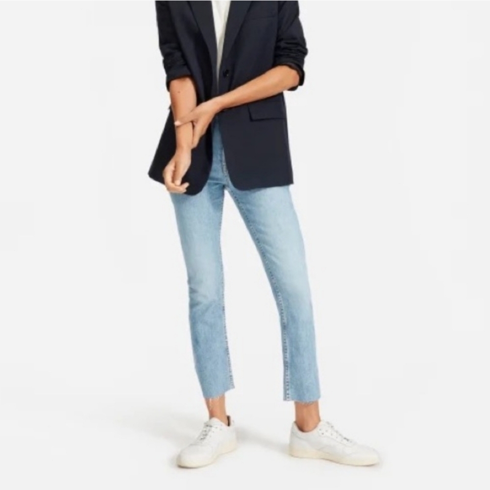 Everlane Kick Crop Flare Jeans Light Wash With Raw Hem Size 26